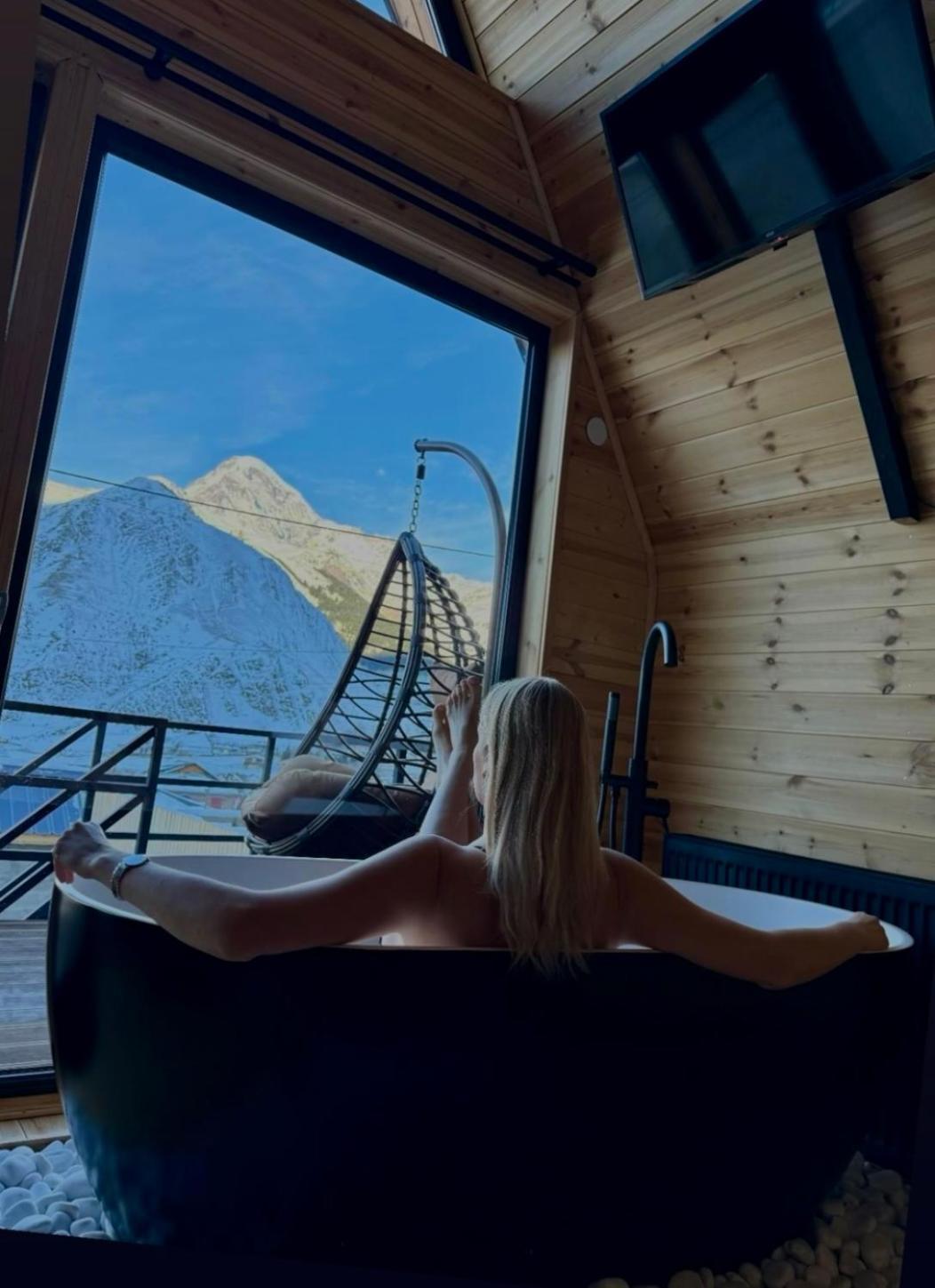 Edelweiss Cottage Kazbegi Екстериор снимка