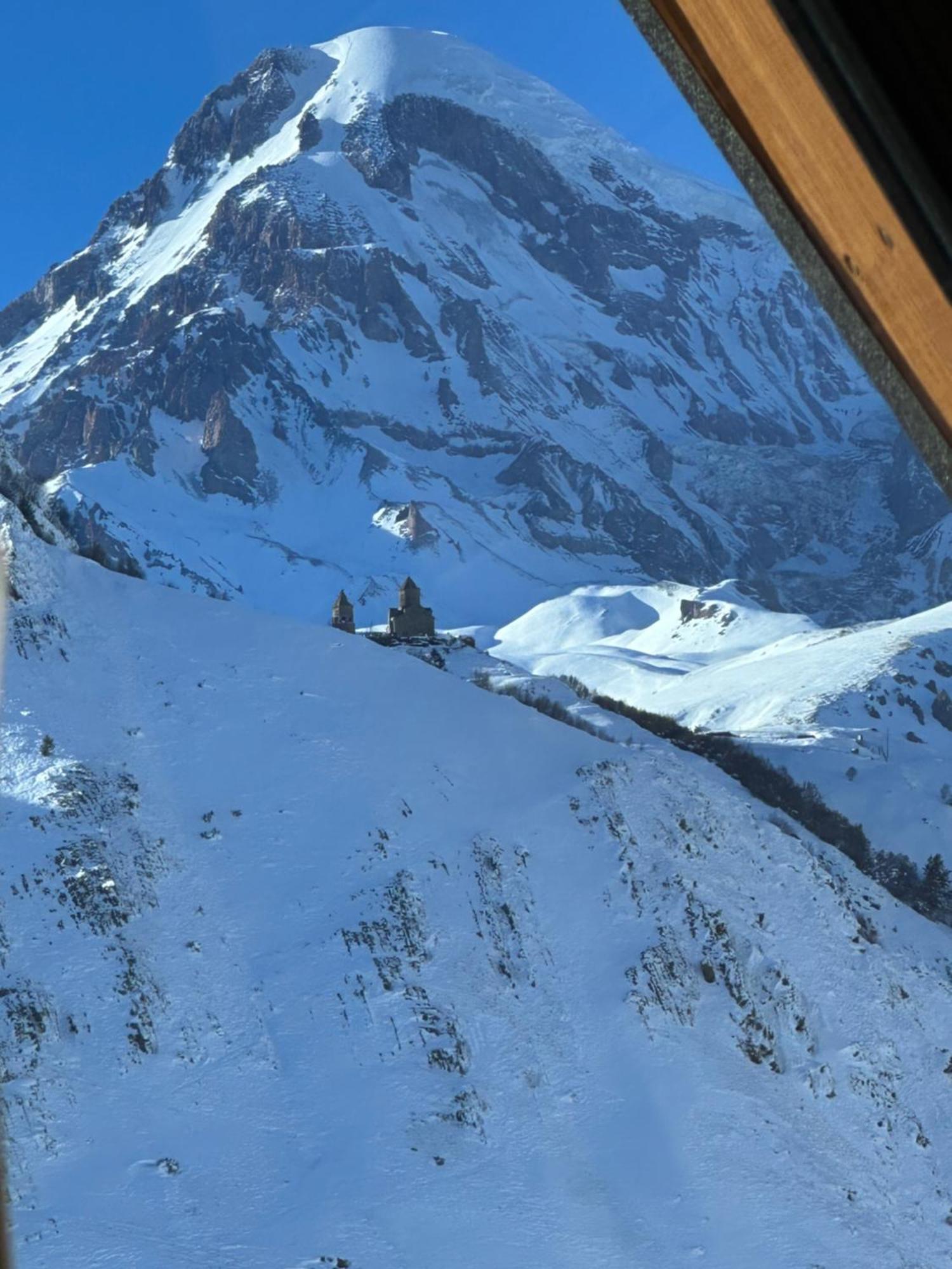 Edelweiss Cottage Kazbegi Екстериор снимка