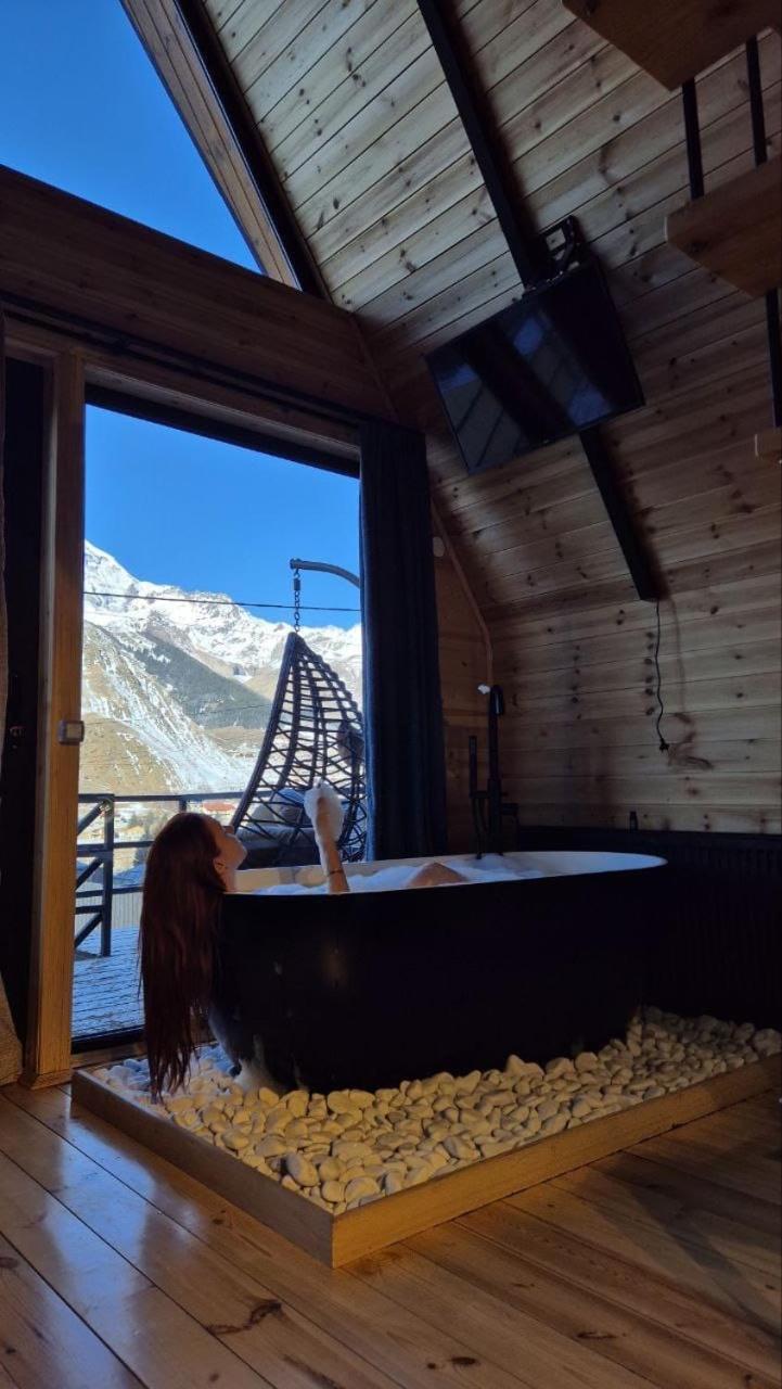 Edelweiss Cottage Kazbegi Екстериор снимка